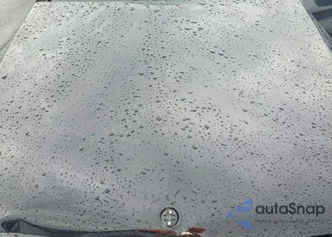 2017 Mercedes-Benz C 300 z USA, uszkodzony, nr VIN 55SWF4JB8HU218098